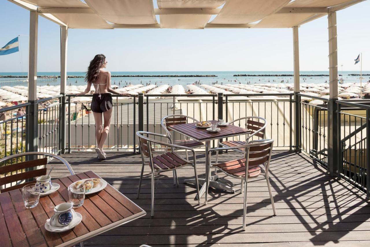 Hotel Strand ベラーリア・イジェア・マリーナ エクステリア 写真